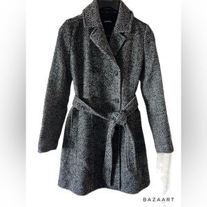 EXPRESS Women’s XS Herring Bone Double Breasted Fit&Flare belted Wool coat.